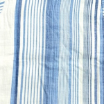 blue white pattern stripes